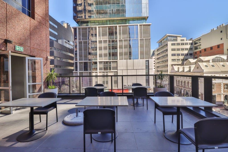 2 Bedroom Property for Sale in Cape Town City Centre Western Cape